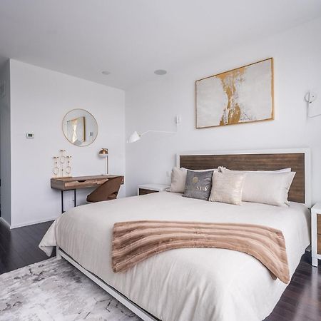 Fancy Downtown House With Hot Tub & Bbq By Globalstay Toronto Buitenkant foto
