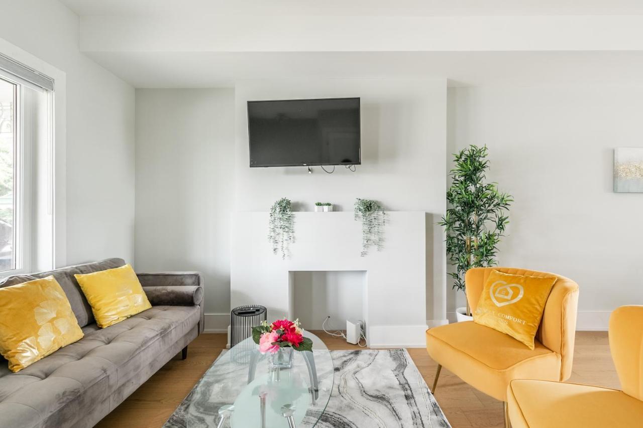 Fancy Downtown House With Hot Tub & Bbq By Globalstay Toronto Buitenkant foto
