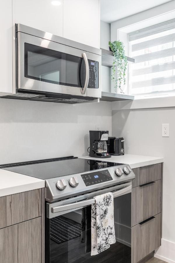 Fancy Downtown House With Hot Tub & Bbq By Globalstay Toronto Buitenkant foto